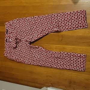3/$12 Red and white patterned loft skinny pants size 10